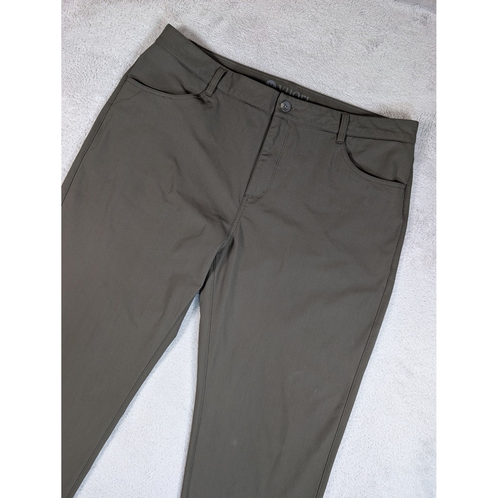 Vuori Meta Pants Mens 38 Dark Olive Green Five Pocket Performance Trousers V430